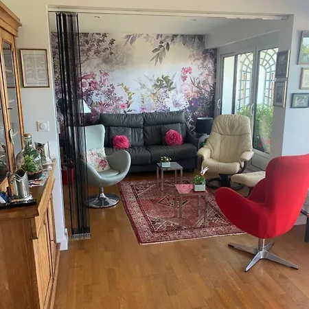 Apartment Un Balcon Sur La