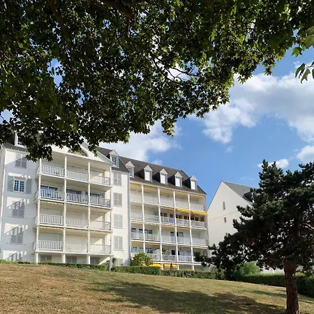 Un Balcon Sur La * Trouville-sur-Mer