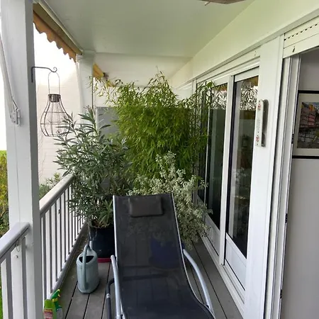 Un Balcon Sur La * Trouville-sur-Mer